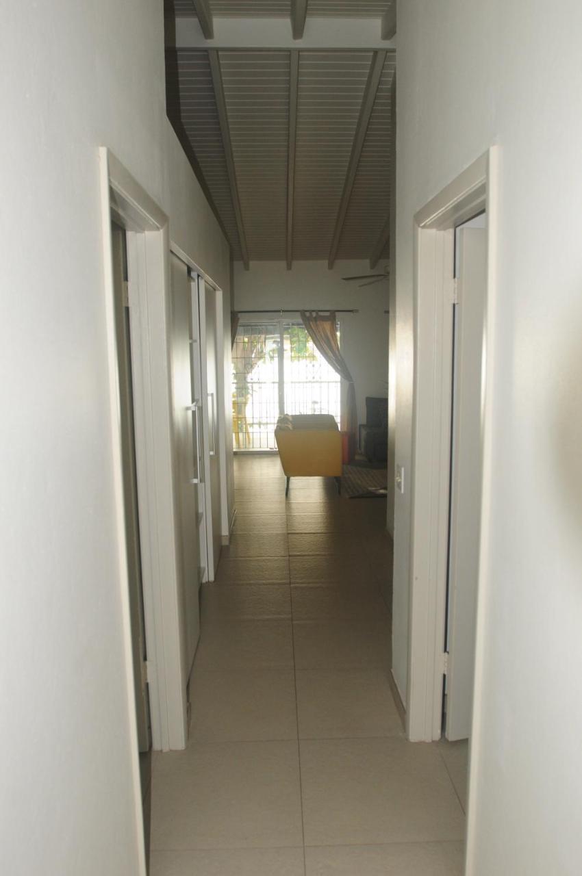 Lagoon Marina Apartments Koolbaai Esterno foto